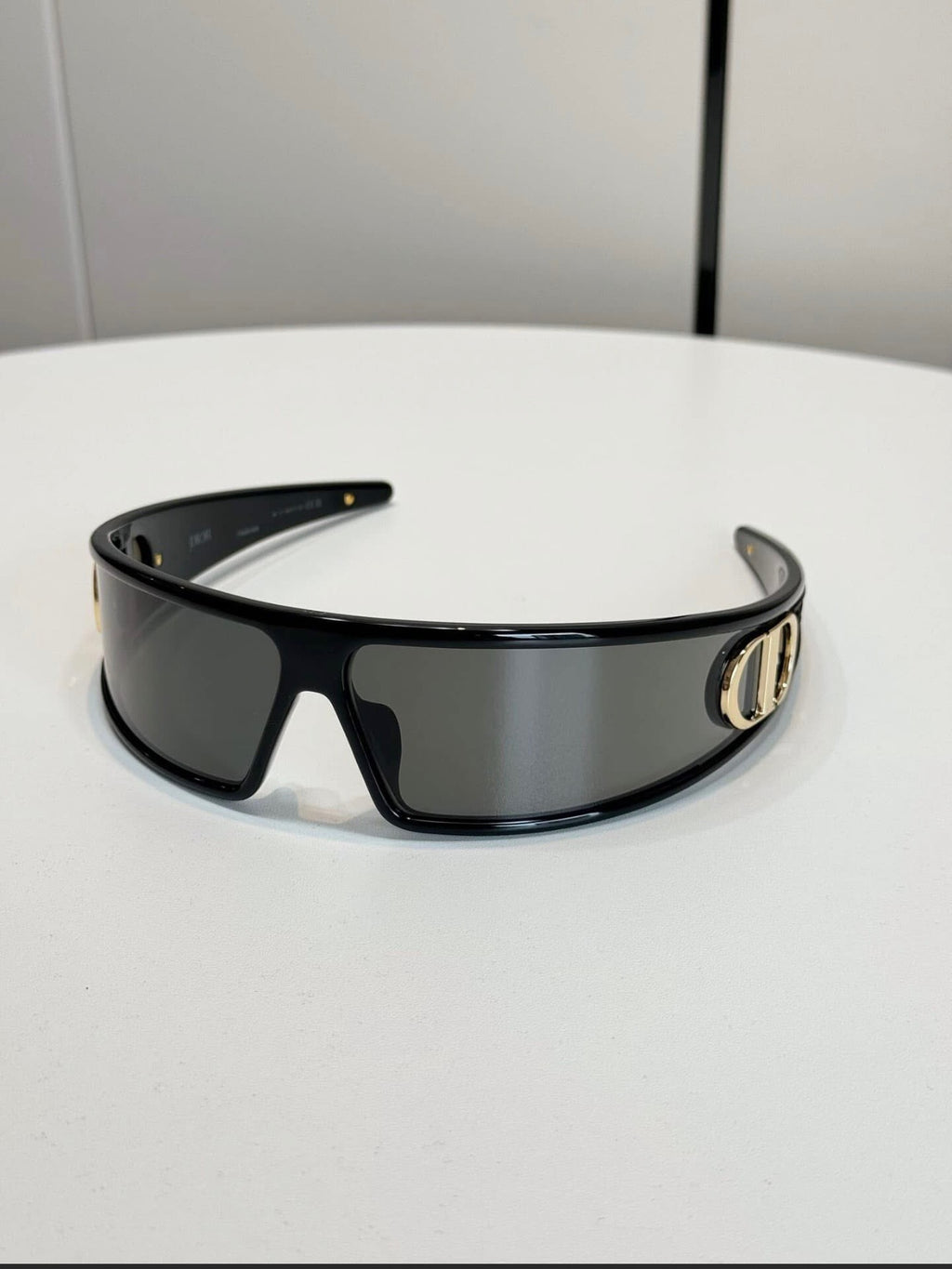 Dior VeryDior M1U mask sunglass