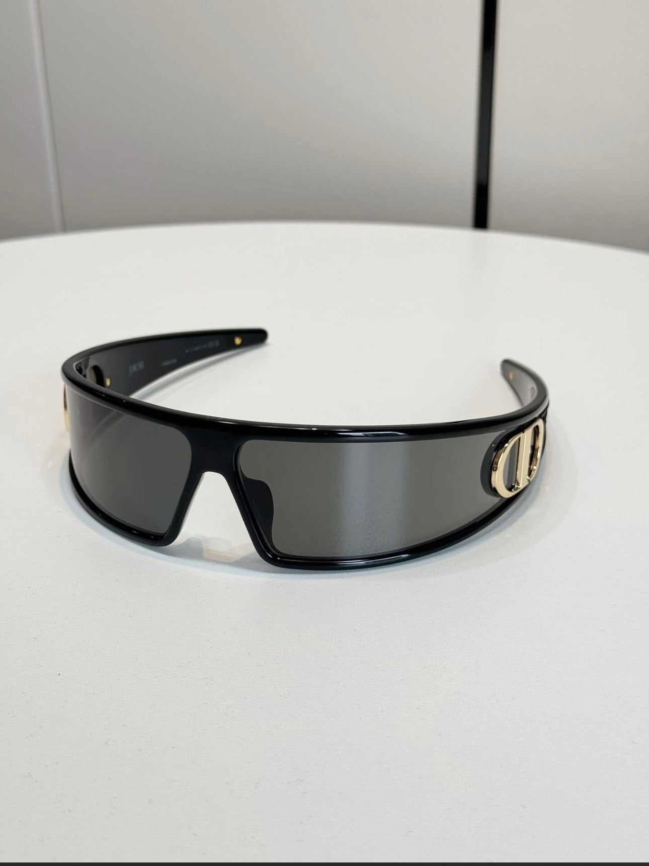 Dior VeryDior M1U mask sunglass