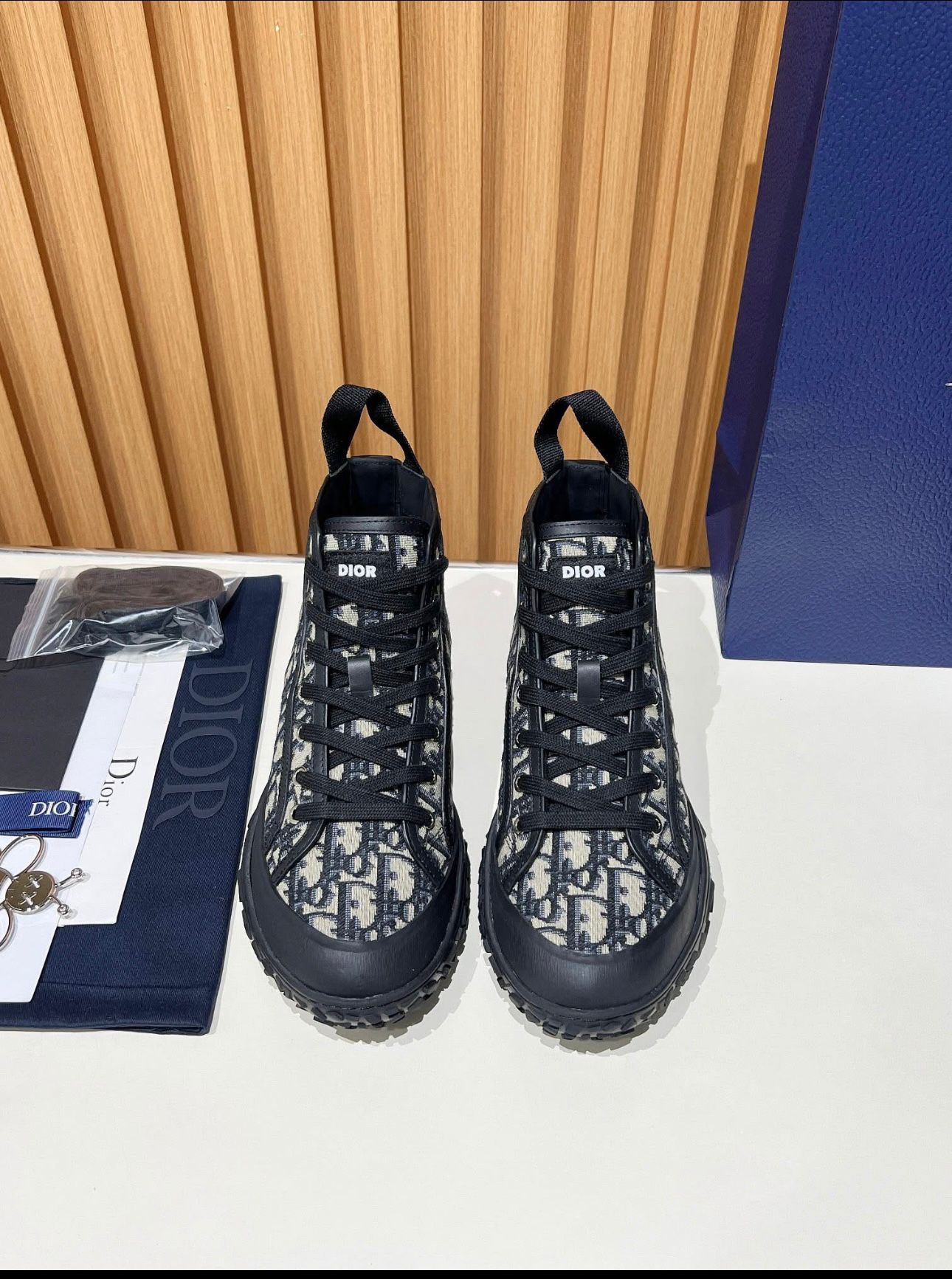 Dior B28 High-Top Sneaker in beige and black Dior Oblique jacquard