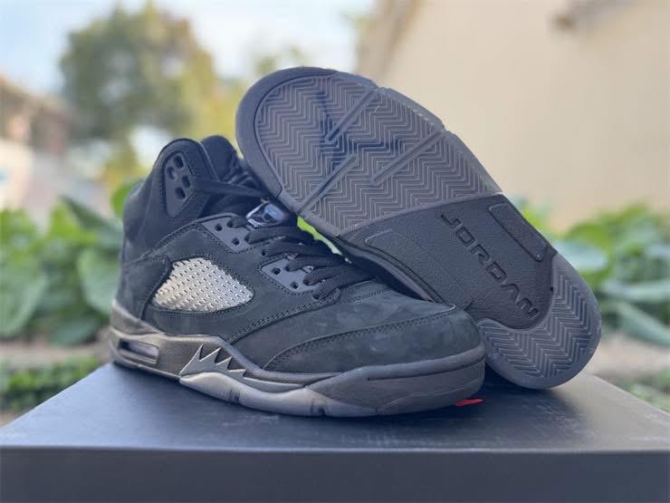 Jordan 5 Black cat