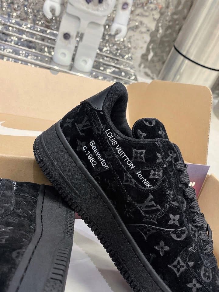 Louis Vuitton x Nike Air Force 1 Low 'Triple Black'