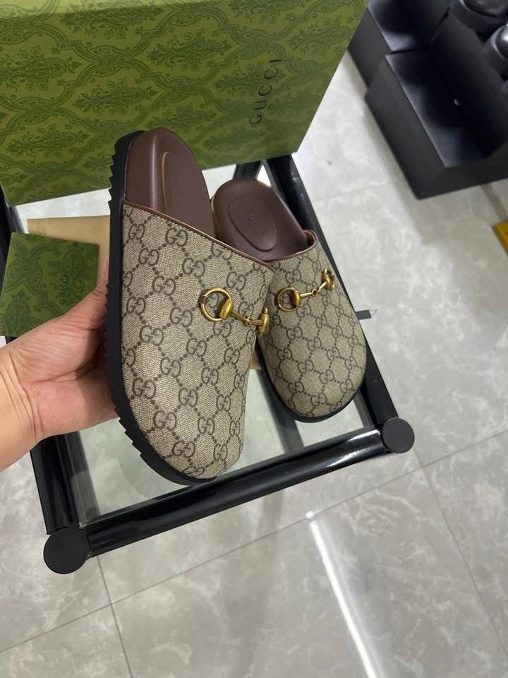Gucci Mule