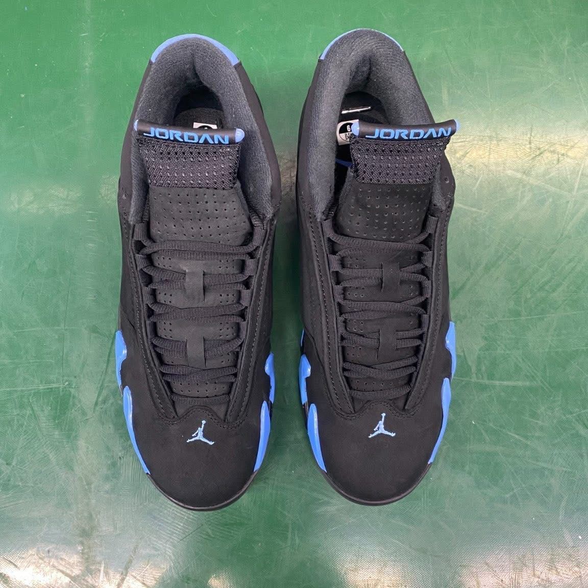 JORDAN 14 BLACK UNIVERSITY BLUE